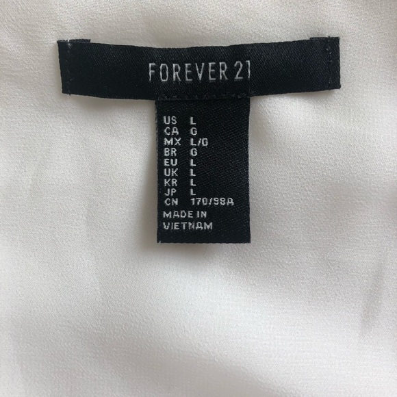 White blouse - Picture 2 of 2